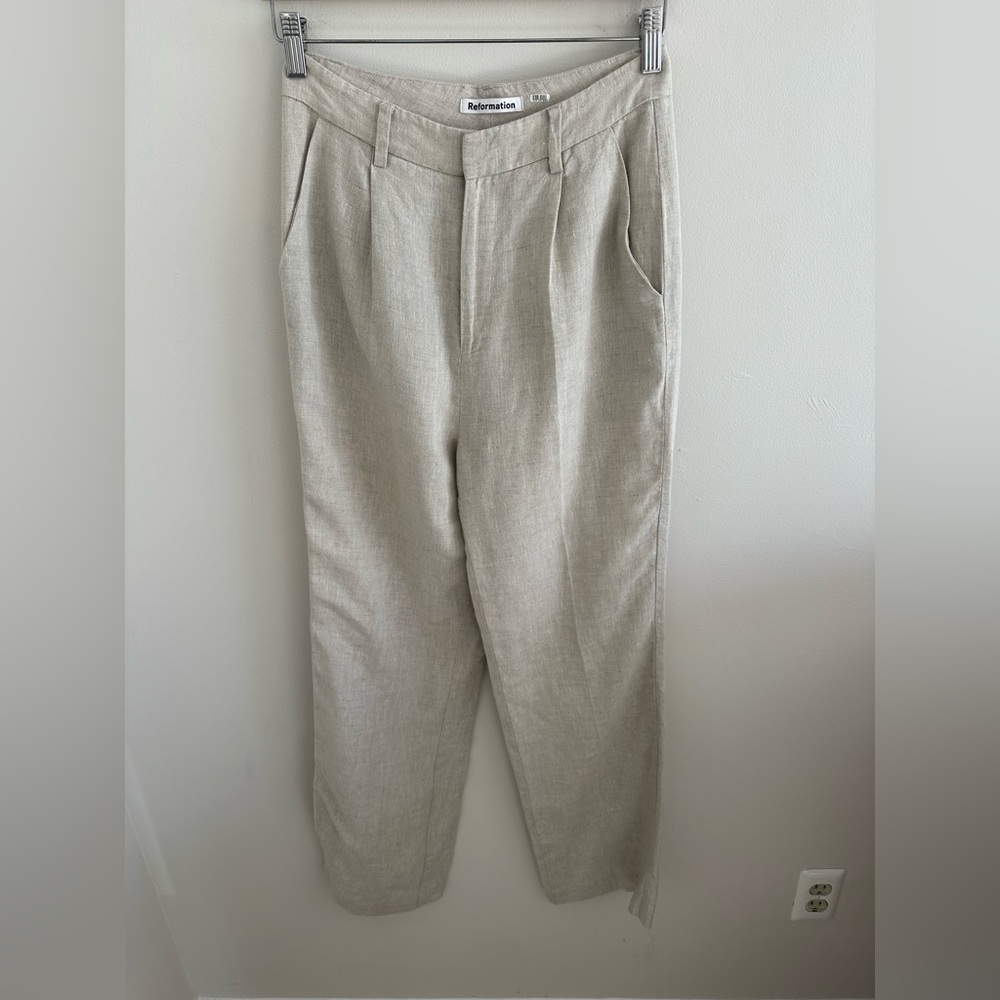 Reformation Wide-Leg Trousers in Light Beige - Picture 3 of 9